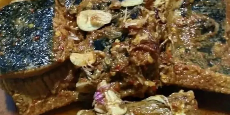 Bagar ikan pari khas Bengkulu/ (Foto: Cyntia/Siberbengkulu.co)