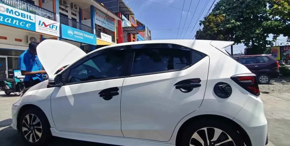 1 unit mobil Honda Brio nomor polisi BD 1024 CK, Jumat (06/09/24). (Foto: Ilustrasi)