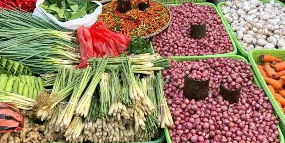 Ibu Rumah Tangga di Bekasi Harapkan Harga Pangan Turun, Keluhkan Kenaikan Harga Cabai dan Telur