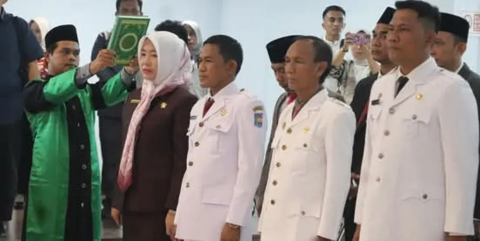 Mutasi Perdana, Bupati Mukomuko Lantik 4 Camat dan Pejabat Eselon III & IV
